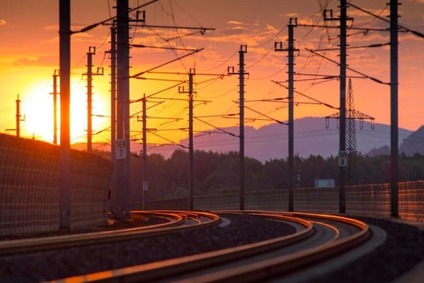 Schienen im Abendrot