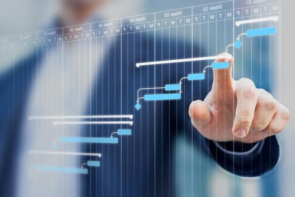© ÖBB/Adobe Stock Nikolas Herrbach Process steps on a weekly planner