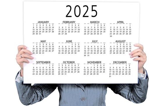Kalenderblatt mit Zahl 2025