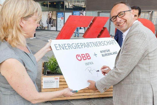 © ÖBB/Elia Zilberberg Unterzeichnung der Kooperation mit VD Pluy