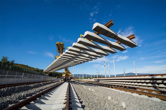 © ÖBB/Zenz Gleislegung