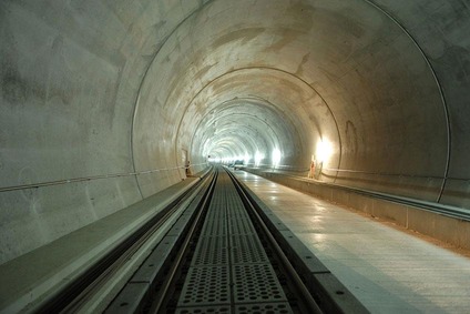 Indoor photo of the completed Hengsbergtunnel.