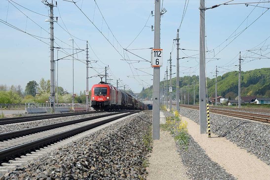 Track extension between Ybbs and Amstetten