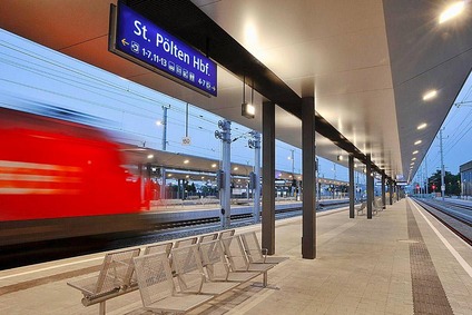 © ÖBB/Deopito View of the train station at Hauptbahnhof St. Pölten.