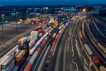 © ÖBB/Lukas Hämmerle Wolfurt bei Nacht