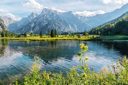 Berg und Seenlandschaft Grünau im Almtal, Blick auf Großer Priel im Salzkammergut