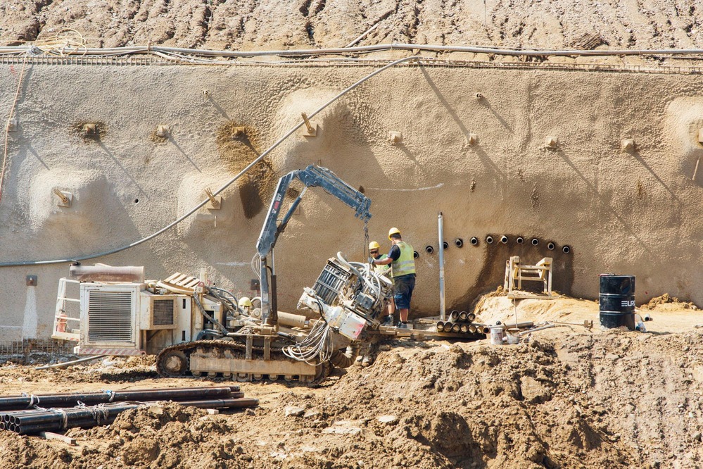 A miner supervises the various work processes.