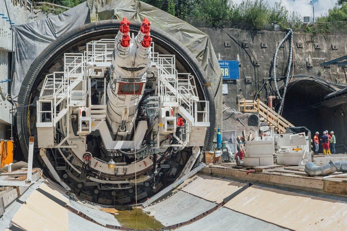 This picture shows the interior of a tunnel drilling machine.