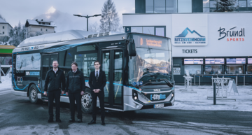 Elektrischer Skibus