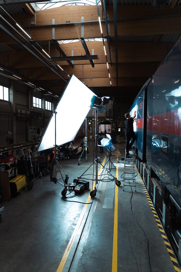 Nightjet wird ausgeleuchtet