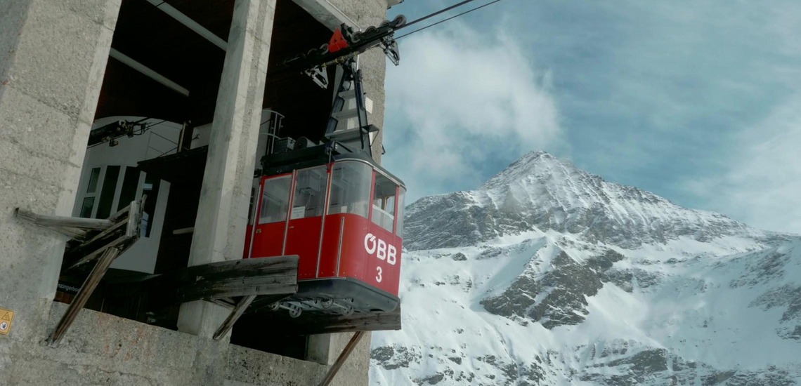Seilbahn in der Luft