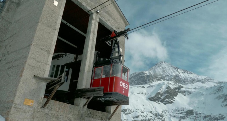 Seilbahn in der Luft