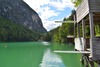 Zum Urlaub in Osttirol gehört in jedem Fall auch das Baden. Auf dem Bild sieht man ein Sprungbrett am Tristacher See.