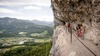 Zum Urlaub im Salzkammergut gehört Bad Goisern. Auf dem Bild sieht man Biker auf der Ewigen Wand.