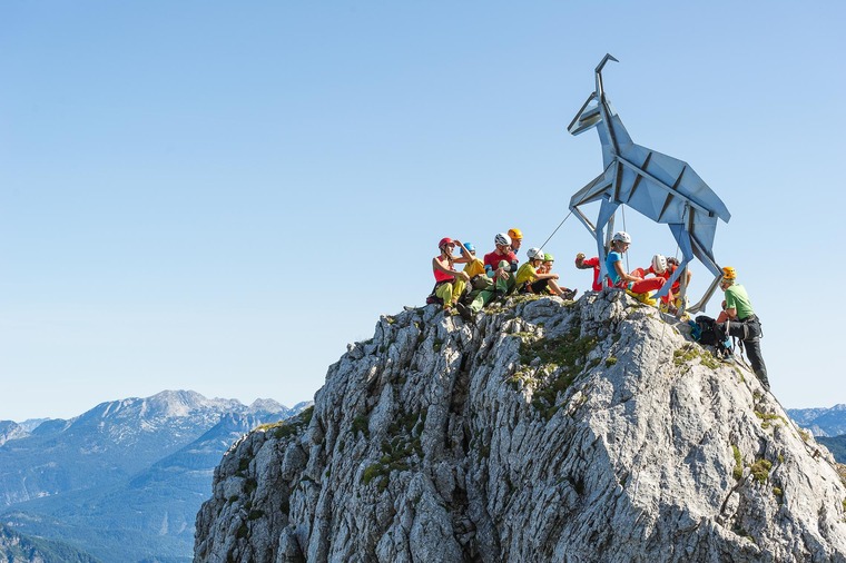 Zum Urlaub im Salzkammergut gehört Obertraun. Auf dem Bild sieht man den Klettersteig Gams am Krippenstein.