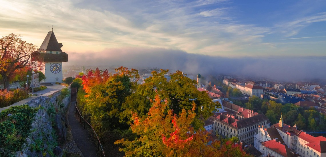 Grazer Sehenswürdigkeiten: Der Grazer Uhrturm ist das Wahrzeichen der Stadt.