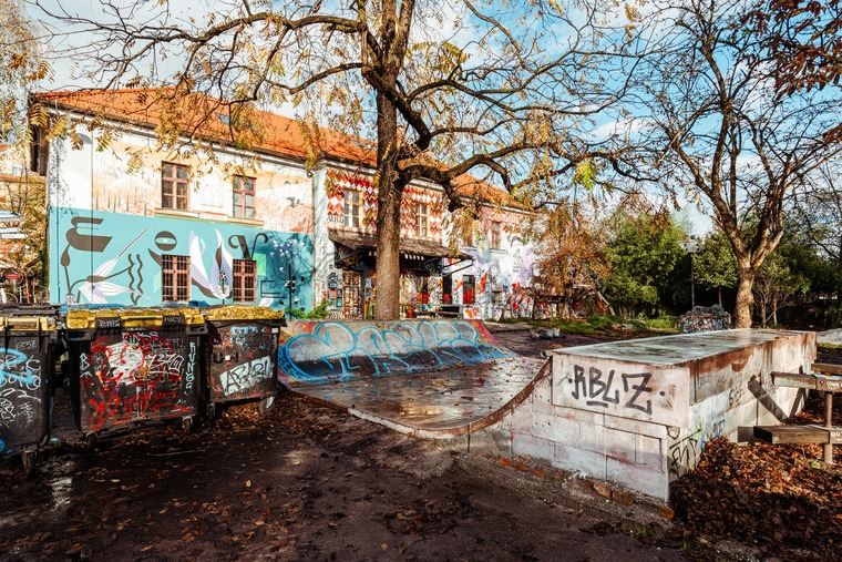 Das Kultur- und Alternativ-Zentrum MEtelkova_MEsto