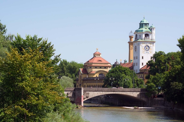 Sehenswürdigkeiten in München: Blick auf das Deutsche Museum