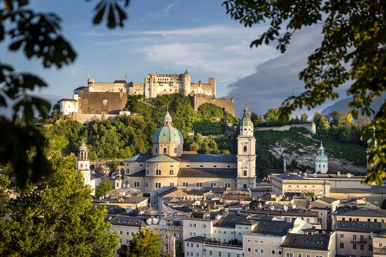 Smart Reisen - Blick auf Schloss Salzburg