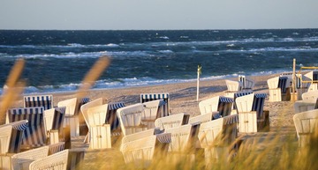 Zum Urlaub auf Sylt gehören die Strandbäder. Auf dem Bild sieht man ein Strandbad.