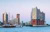 Die Elbphilharmonie ist ein Wahrzeichen Hamburgs.