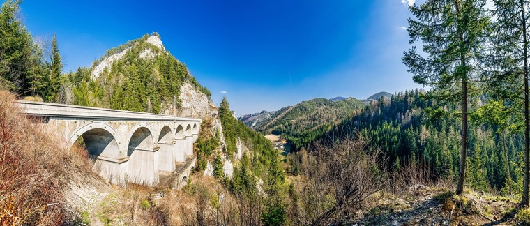 Ausflüge zur Semmeringbahn in Niederösterreich.