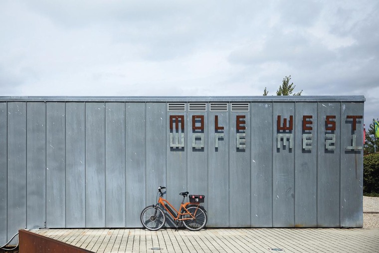 Radfahren um den Neusiedler See mit Halt im Mole West