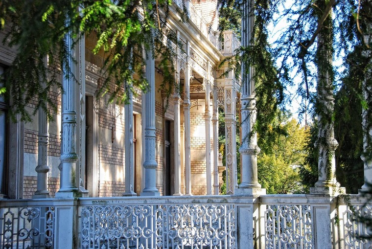 Picknicken in der Hermes Villa im Lainzer Tiergarten.