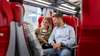 Glückliche Passagiere im neuen Cityjet Doppelstock