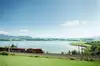 Railjet in der Landschaft