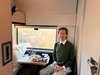 Wes Anderson vor dem Nightjet