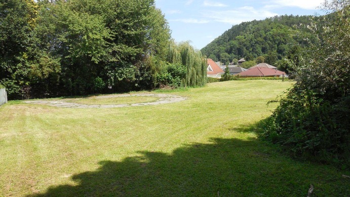 Grundstück