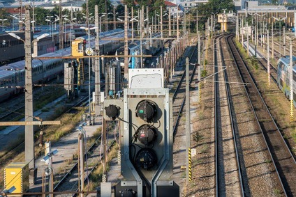 Schienen, Oberleitungen und Signale