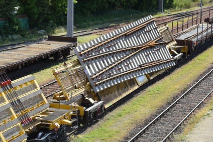 Zugwaggons liefern technisches Material