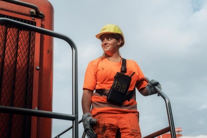 ÖBB employee with radio