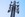 Funkmast vor blauem Himmel