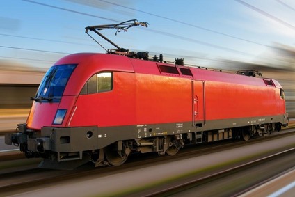 Eine rote Lokomotive