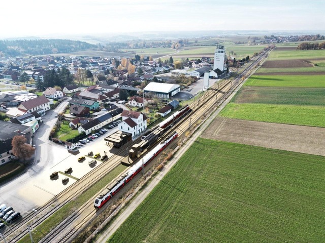 Textinsert: Foto Drohne über Bahnhof Irnfritz Visualisierung