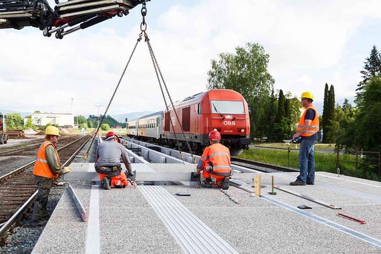 Textinsert: Foto Bauarbeiten am Bahnhof St. Andrae