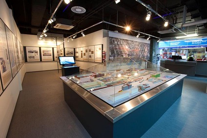 Foto: Die Infobox am Grazer Hauptbahnhof ist eine von insgesamt fünf Koralmbahn Infoboxen