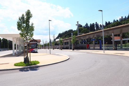 Verkehrsdrehscheibe Neumarkt am Wallersee mit neuem Busterminal