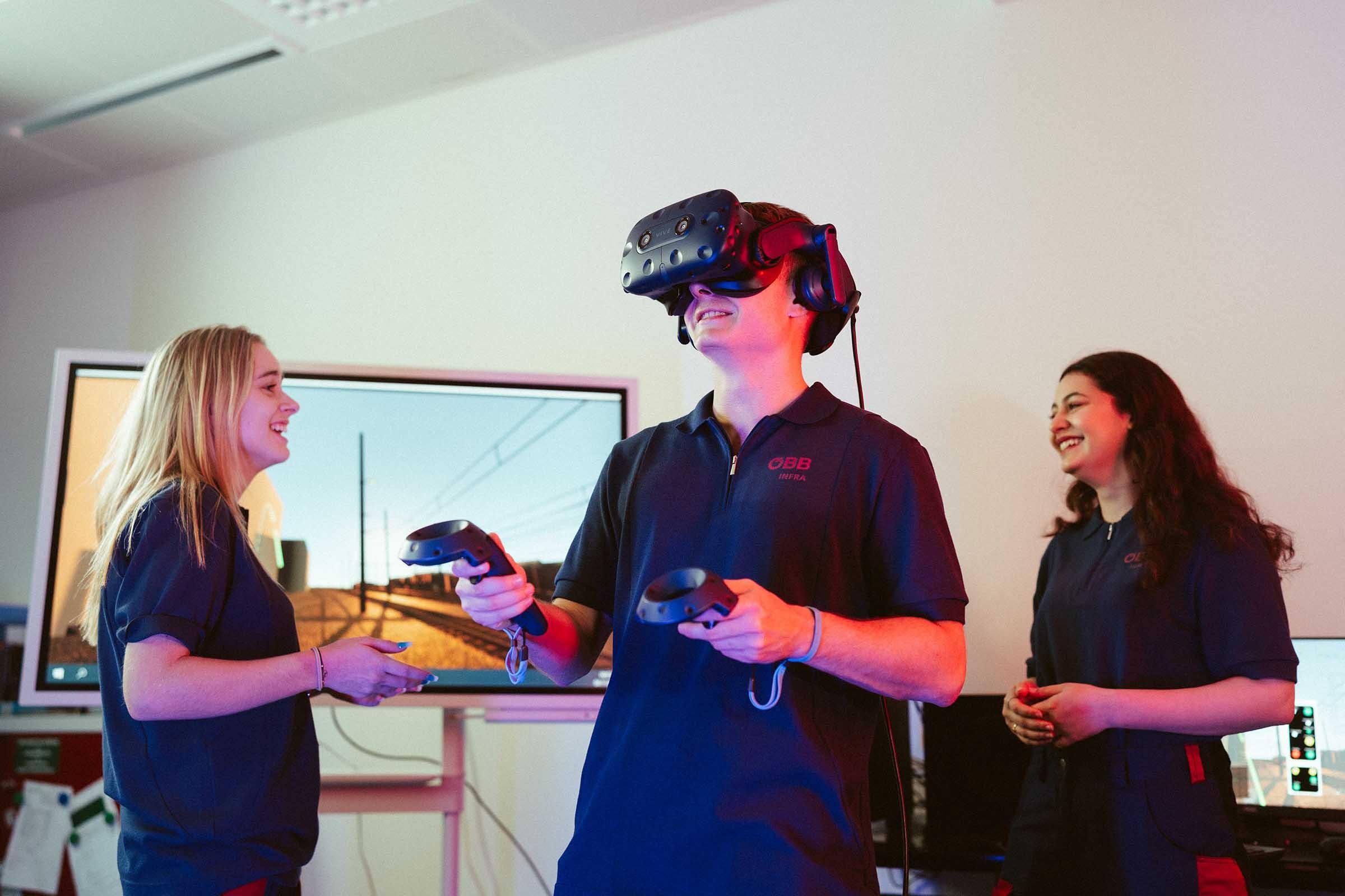 Apprentices with VR glasses