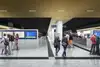 Visualisierung Franz-Josefs Bahnhof Bahnhofshalle<br/>Textinsert: Bild mit Menschen in der Bahnhofsalle