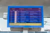 Abfahrtsmonitor am Bahnhof