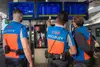 ÖBB Securties sind zeigen auf die Monitore