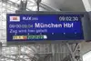 Monitore am Bahnhof