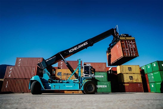 Reach stacker at the Terminal Villach