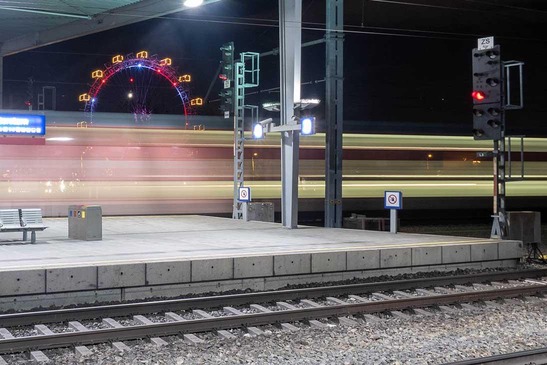 Stammstrecke Praterstern bei Nacht