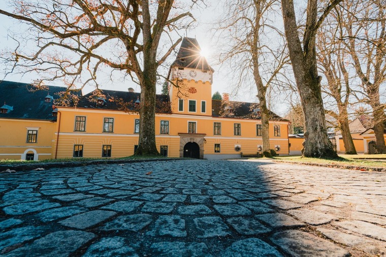 Zu den Sehenswürdigkeiten im Mühlviertel gehört Schloss Helfenberg