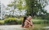 Paar beim Baden im Wildsee - Seefeld